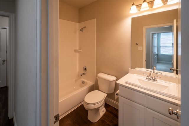 1004 Alexa Drive, Forney, TX 75126