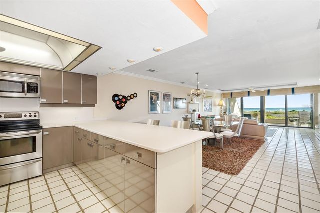 546A BEACH ROAD A544, Sarasota, FL 34242