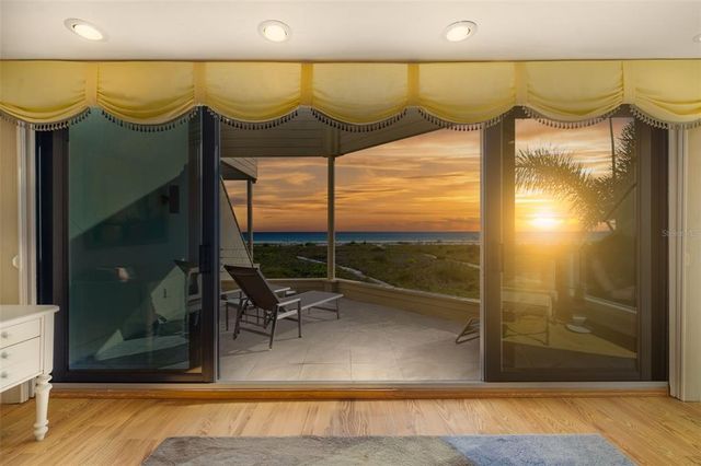 546A BEACH ROAD A544, Sarasota, FL 34242