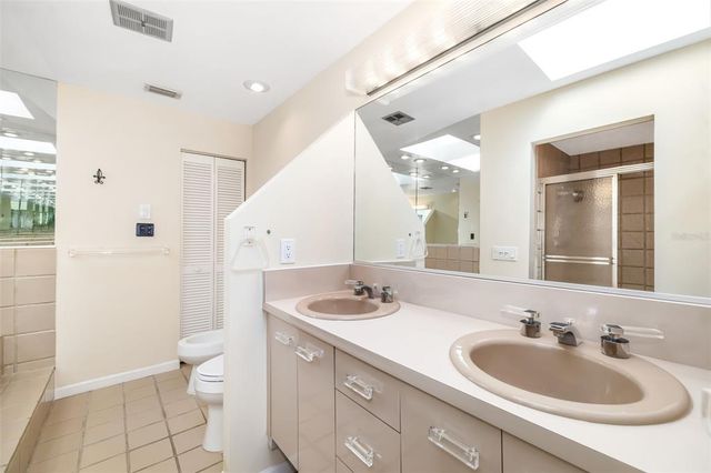 546A BEACH ROAD A544, Sarasota, FL 34242