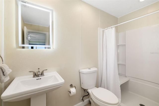 546A BEACH ROAD A544, Sarasota, FL 34242
