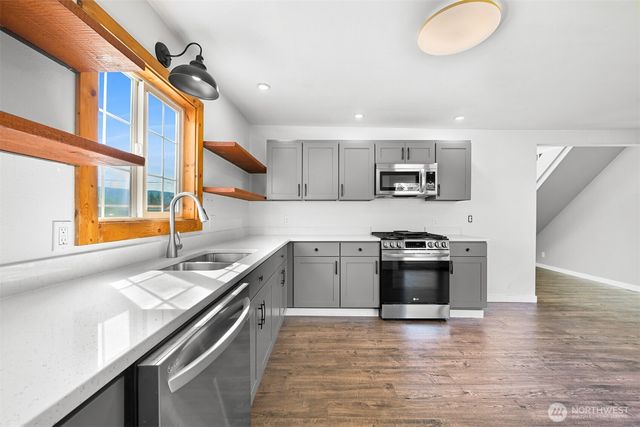 406 W Main Street, Everson, WA 98247