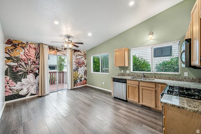 8277 S 560 E, Sandy, UT 84070
