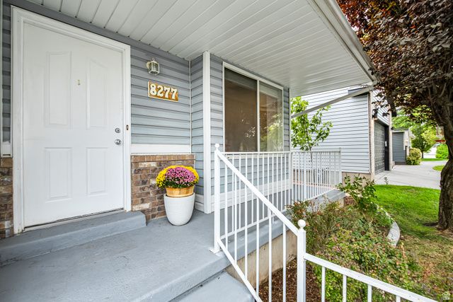 8277 S 560 E, Sandy, UT 84070