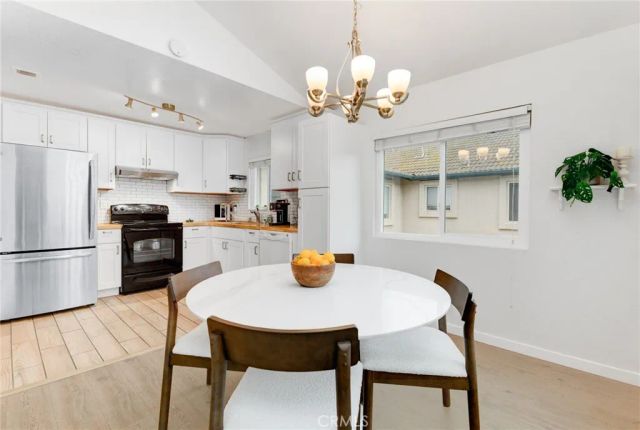 11305 Avenida de los Lobos C, San Diego, CA 92127