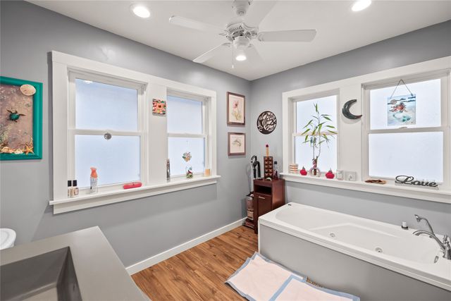 802 33rd Street, Des Moines, IA 50312