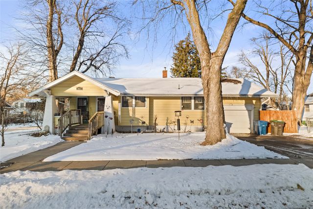 802 33rd Street, Des Moines, IA 50312