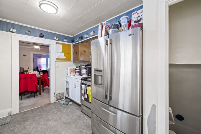 802 33rd Street, Des Moines, IA 50312