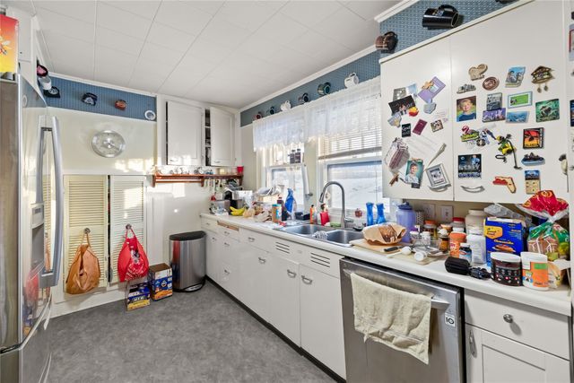 802 33rd Street, Des Moines, IA 50312