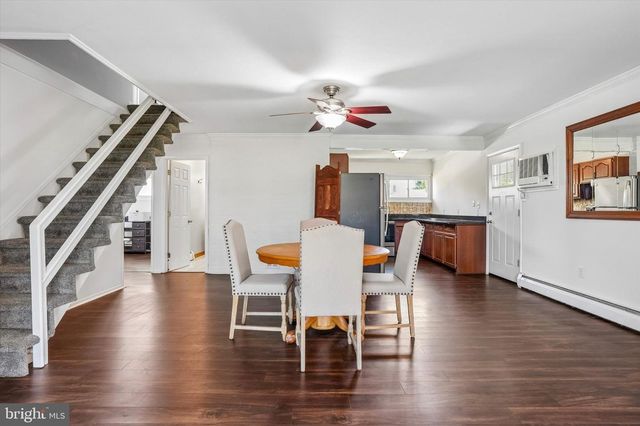 87 WILDFLOWER RD, Levittown, PA 19057