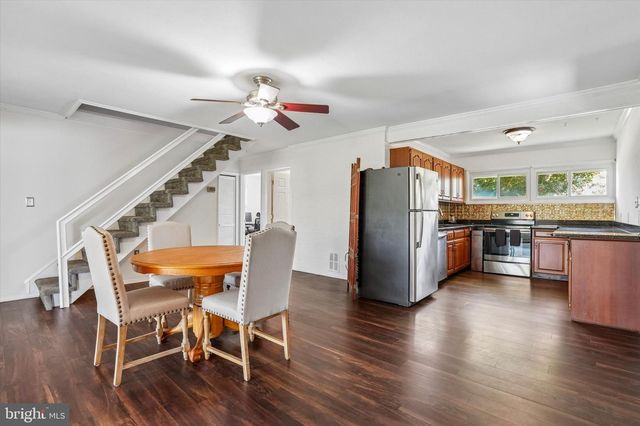 87 WILDFLOWER RD, Levittown, PA 19057