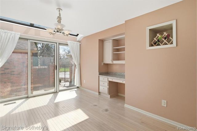 24122 Bingham Pointe Drive 24, Bingham Farms, MI 48025