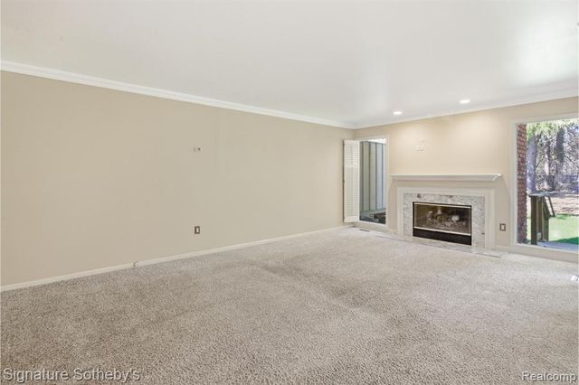 24122 Bingham Pointe Drive 24, Bingham Farms, MI 48025