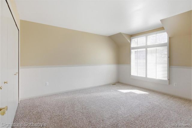 24122 Bingham Pointe Drive 24, Bingham Farms, MI 48025