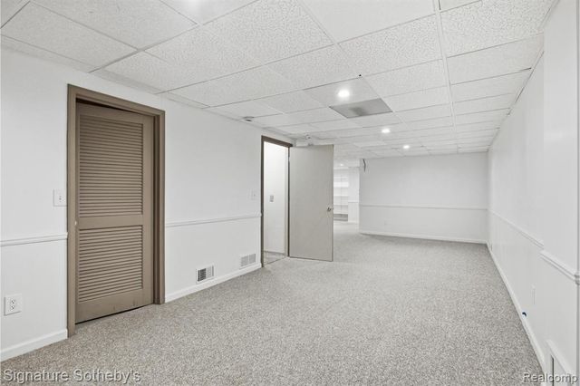 24122 Bingham Pointe Drive 24, Bingham Farms, MI 48025