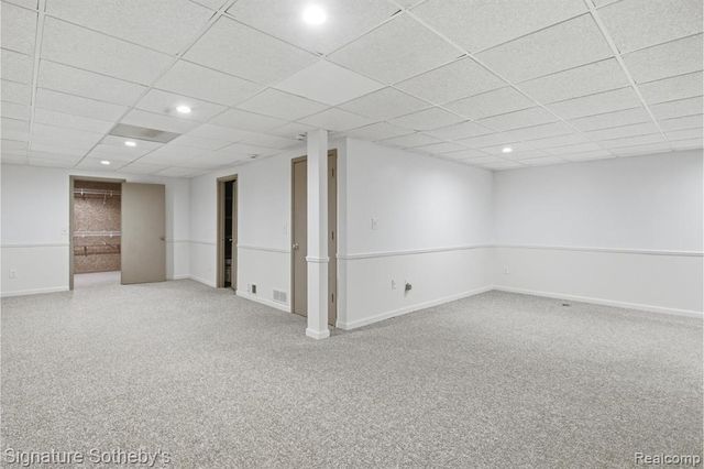 24122 Bingham Pointe Drive 24, Bingham Farms, MI 48025