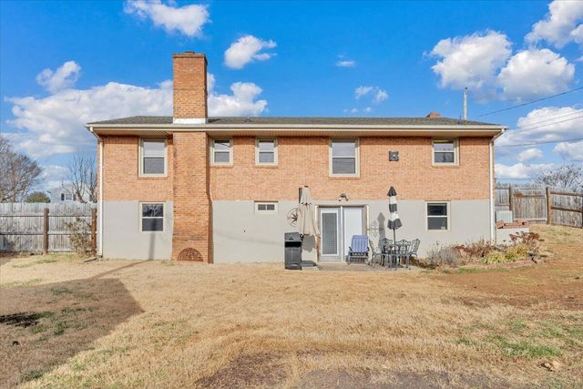 4336 Fontaine DR, Roanoke, VA 24018