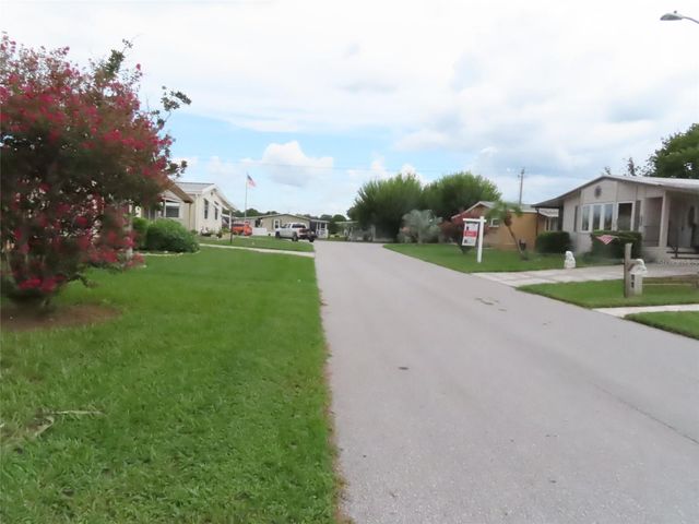 1709 FOX HILL DRIVE, Lakeland, FL 33810