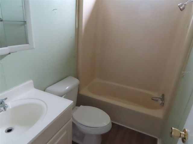 1709 FOX HILL DRIVE, Lakeland, FL 33810