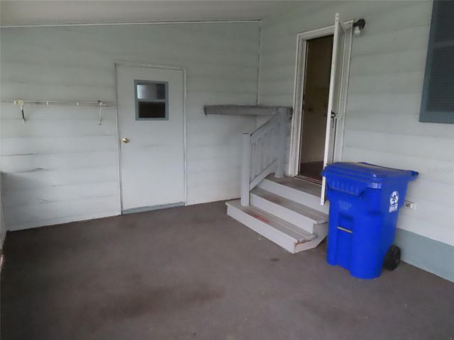 1709 FOX HILL DRIVE, Lakeland, FL 33810