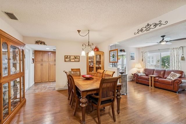 4736 PORTLAND MANOR DRIVE, New Port Richey, FL 34655