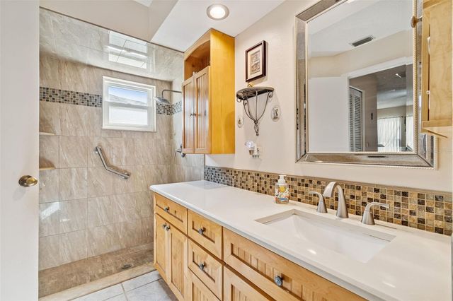 4736 PORTLAND MANOR DRIVE, New Port Richey, FL 34655