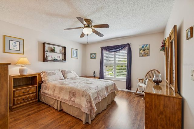 4736 PORTLAND MANOR DRIVE, New Port Richey, FL 34655