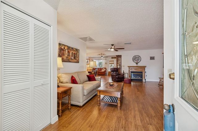 4736 PORTLAND MANOR DRIVE, New Port Richey, FL 34655