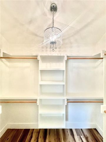 104 Cowal DR S, Briarcliff, TX 78669