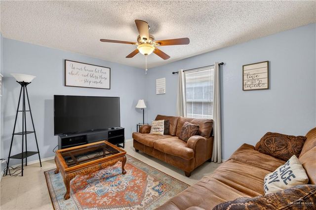 9109 N 37th Lane, Mcallen, TX 78504