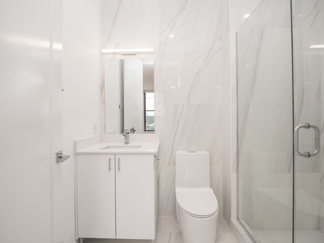 340 West 2nd Street 19, Boston, MA 02127