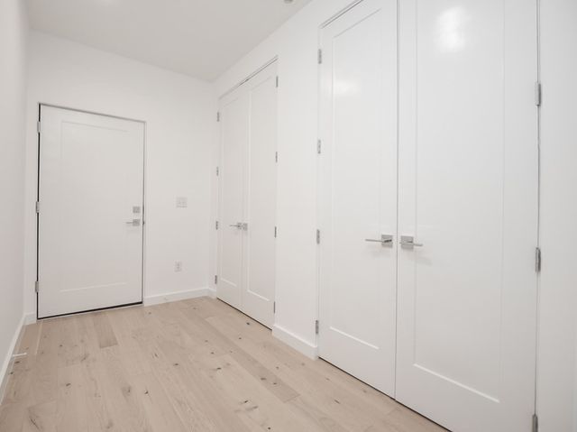 340 West 2nd Street 19, Boston, MA 02127