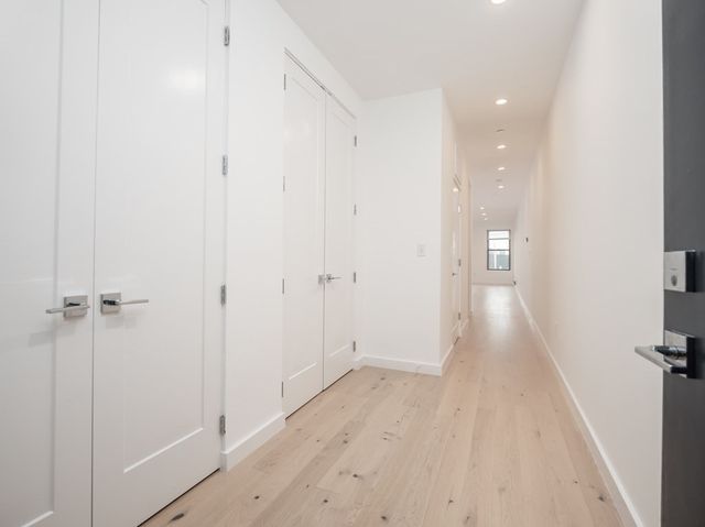 340 West 2nd Street 19, Boston, MA 02127