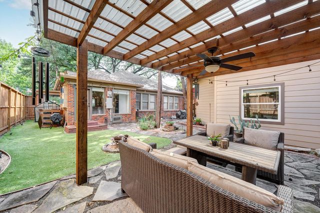 1639 Hawthorne Street, Houston, TX 77006