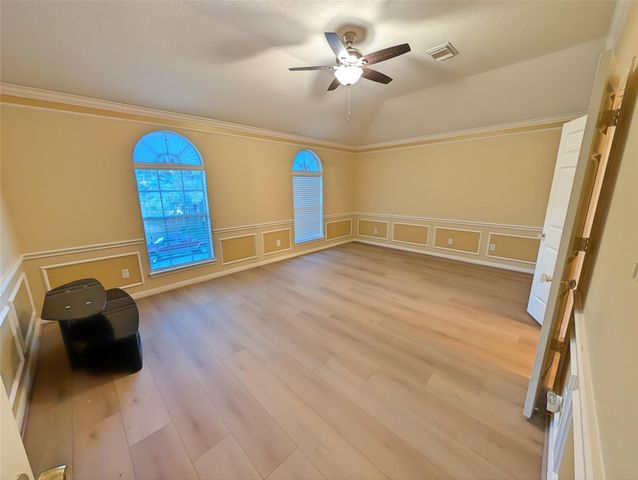 18927 Hikers Trail Drive, Humble, TX 77346