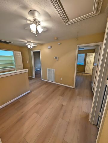 18927 Hikers Trail Drive, Humble, TX 77346