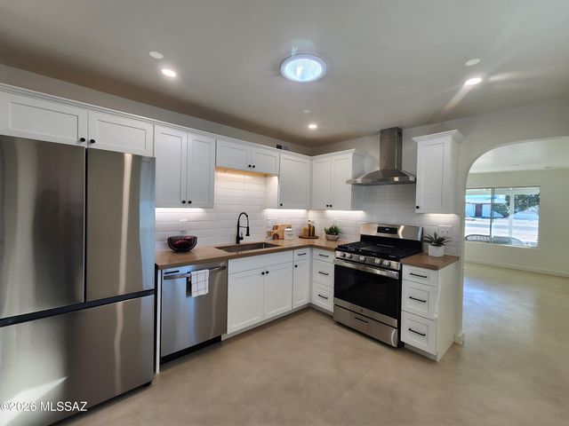 12438 W Swanson Street, Marana, AZ 85653