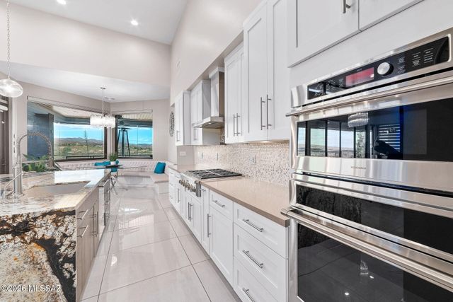 379 Camino A Las Casitas, Rio Rico, AZ 85648