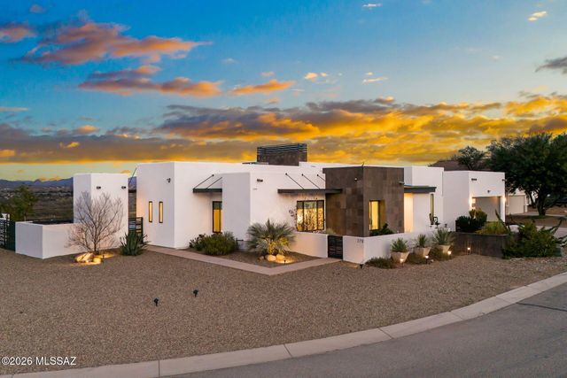 379 Camino A Las Casitas, Rio Rico, AZ 85648