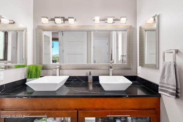 379 Camino A Las Casitas, Rio Rico, AZ 85648