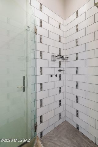 379 Camino A Las Casitas, Rio Rico, AZ 85648