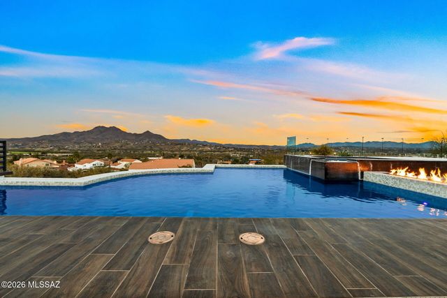 379 Camino A Las Casitas, Rio Rico, AZ 85648