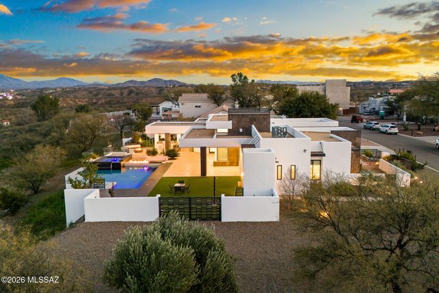 379 Camino A Las Casitas, Rio Rico, AZ 85648