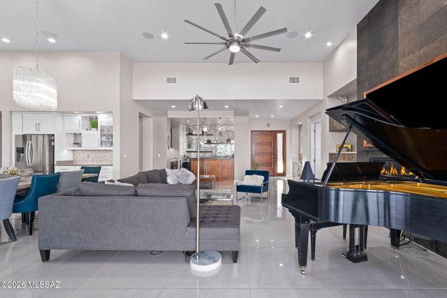 379 Camino A Las Casitas, Rio Rico, AZ 85648