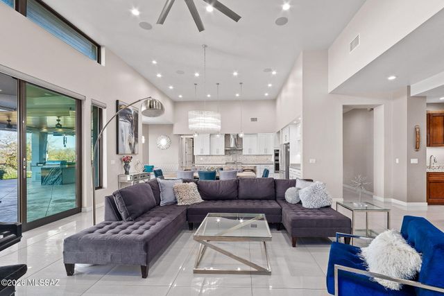 379 Camino A Las Casitas, Rio Rico, AZ 85648