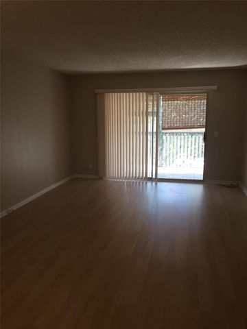 1100 SW 128th Terrace 402, Hollywood, FL 33027