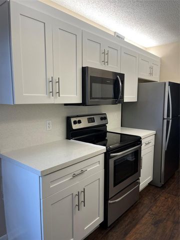 1100 SW 128th Terrace 402, Hollywood, FL 33027