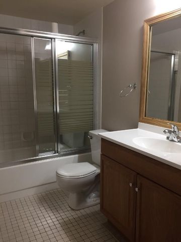 1100 SW 128th Terrace 402, Hollywood, FL 33027