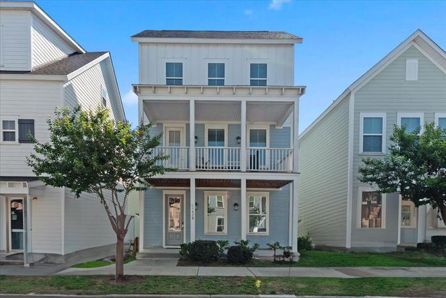 1678 Indy Drive, North Charleston, SC 29405