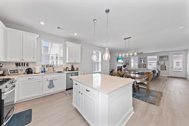 1678 Indy Drive, North Charleston, SC 29405